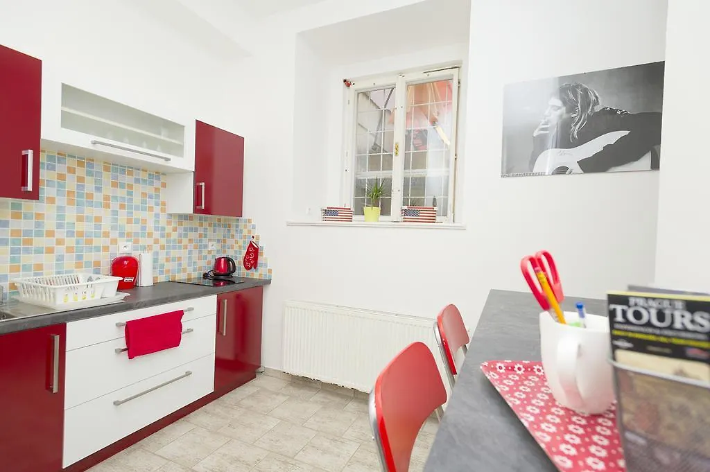 Chill Hill Apartments Praga