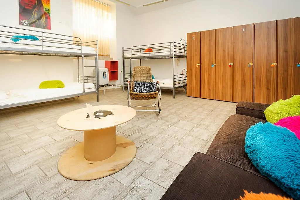 Chill Hill Apartments Praga