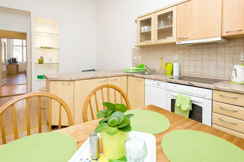 Chill Hill Apartments Prague
